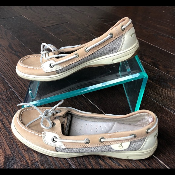 Sperry Boat Shoes - Picture 4 of 9